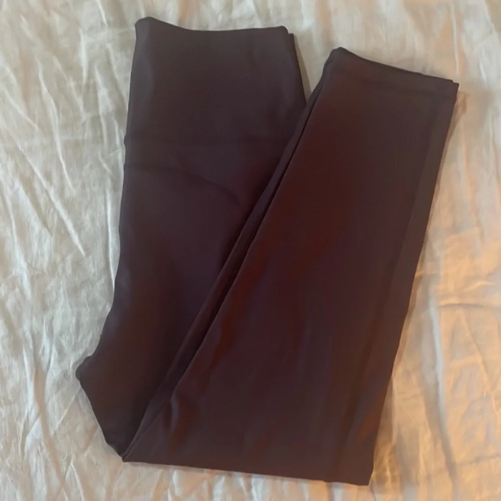 Zyia Wine Brilliant Pocket Hi-Rise Capri Leggings 20” sz 8-10 - Picture 3 of 6